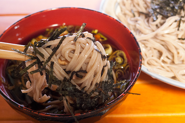 信越明星の 信州安曇野生そば はそば粉5割配合のざる用生麺 明後日アナライザ