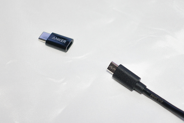 Anker USB-C&Micro USBアダプタ 装着前
